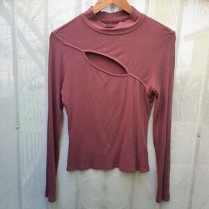 Self Esteem Ribbed Long Sleeve Mock Neck Cutout Top Size Large Mauve Pink